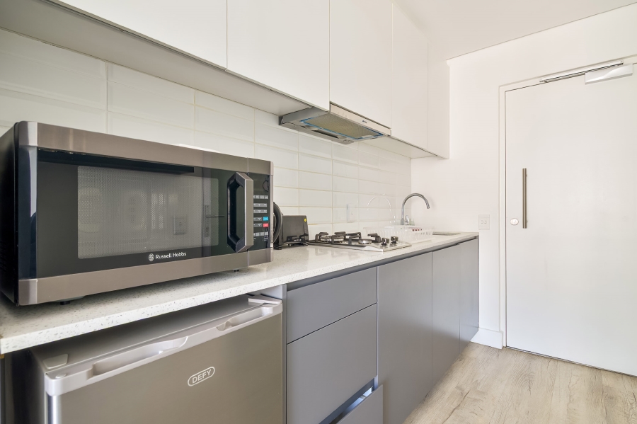 1 Bedroom Property for Sale in Woodstock Western Cape